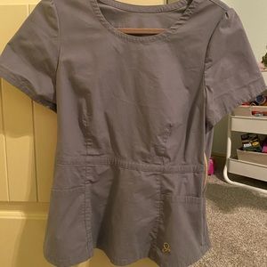 Jaanuu gray peplum scrub top